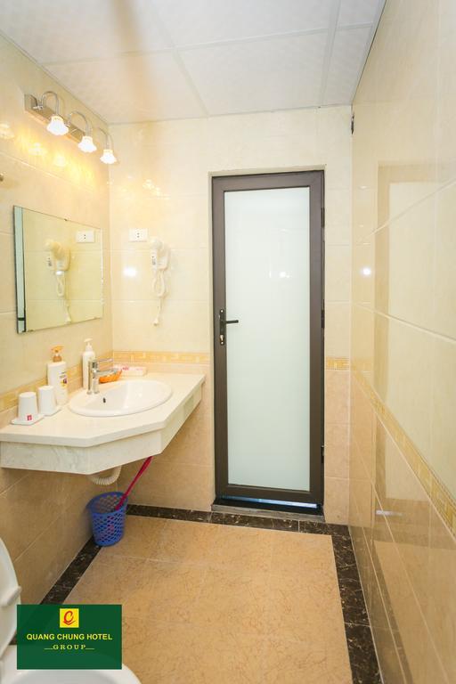 Ha VI Hotel Hanoi Buitenkant foto